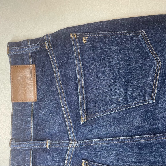 Madewell high-rise jeans, model 11" High-Rise Skinny in size 27. - Picture 8 of 9